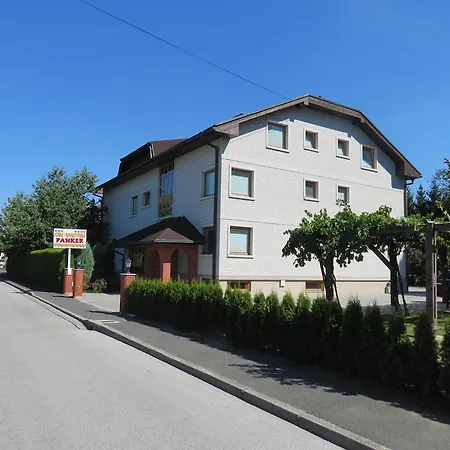 Guest house And Panker